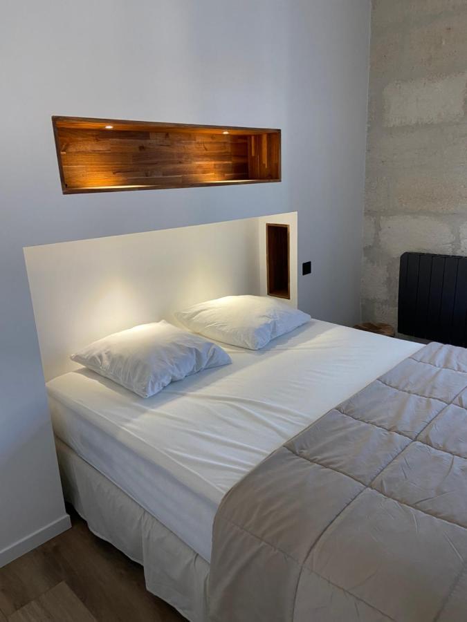 Loft Spacieux Au Coeur Des Remparts D'Aigues-Mortes Exterior photo